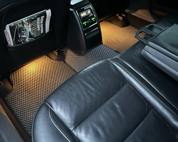 Черный Шкода Суперб, объемом двигателя 2 л и пробегом 310 тыс. км за 10500 $, фото 24 на Automoto.ua