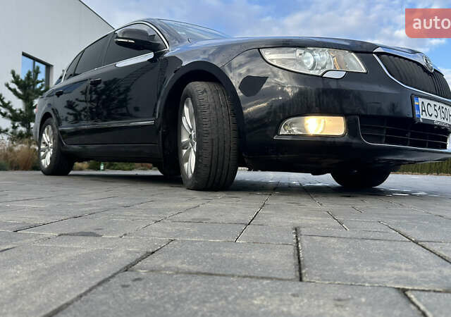 Черный Шкода Суперб, объемом двигателя 2 л и пробегом 296 тыс. км за 9300 $, фото 20 на Automoto.ua