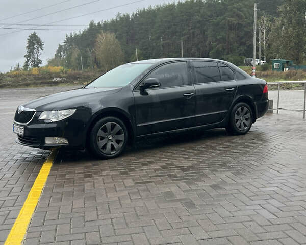 Черный Шкода Суперб, объемом двигателя 1.6 л и пробегом 252 тыс. км за 8200 $, фото 2 на Automoto.ua