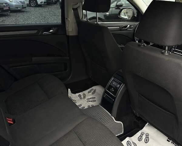 Черный Шкода Суперб, объемом двигателя 1.8 л и пробегом 295 тыс. км за 7400 $, фото 17 на Automoto.ua