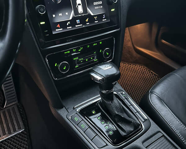 Черный Шкода Суперб, объемом двигателя 2 л и пробегом 310 тыс. км за 10500 $, фото 20 на Automoto.ua