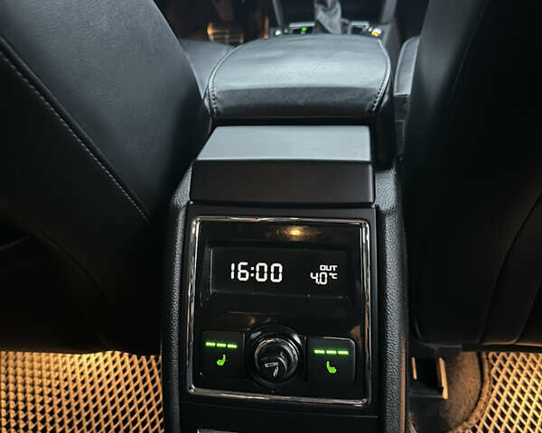 Черный Шкода Суперб, объемом двигателя 2 л и пробегом 310 тыс. км за 10500 $, фото 25 на Automoto.ua