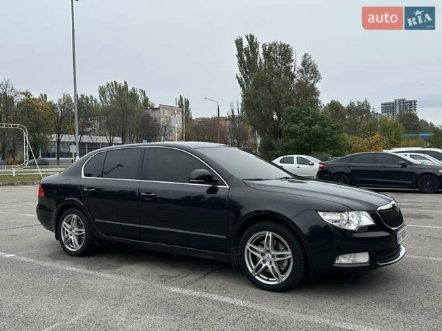 Шкода Суперб 2010 у Запоріжжя на Automoto.ua Чорний Шкода Суперб, об'ємом двигуна 1.8 л та пробігом 212 тис. км за 10500 $, фото 3 на Automoto.ua