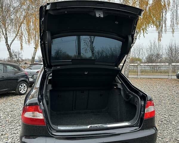 Черный Шкода Суперб, объемом двигателя 1.8 л и пробегом 295 тыс. км за 7400 $, фото 11 на Automoto.ua