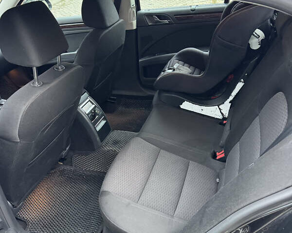 Черный Шкода Суперб, объемом двигателя 1.97 л и пробегом 261 тыс. км за 11700 $, фото 11 на Automoto.ua