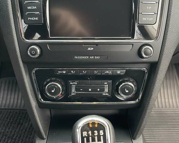 Черный Шкода Суперб, объемом двигателя 1.8 л и пробегом 245 тыс. км за 7999 $, фото 21 на Automoto.ua