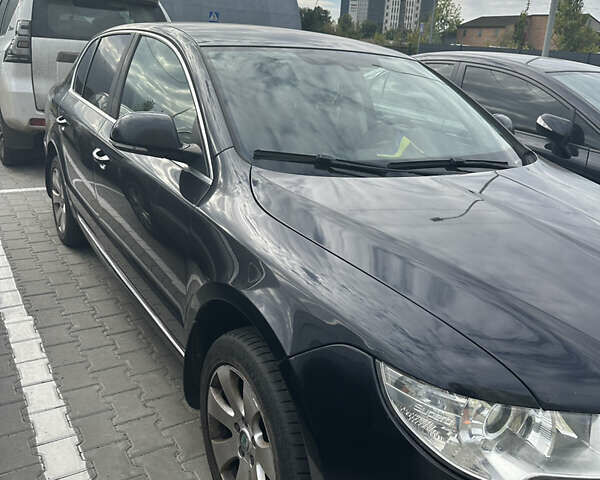 Черный Шкода Суперб, объемом двигателя 1.8 л и пробегом 246 тыс. км за 6900 $, фото 1 на Automoto.ua
