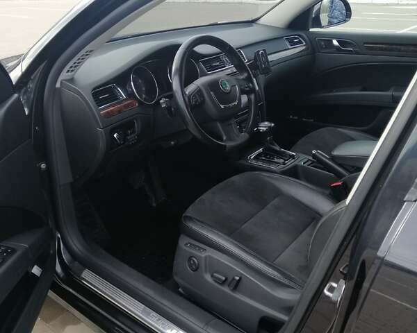Черный Шкода Суперб, объемом двигателя 1.8 л и пробегом 159 тыс. км за 8900 $, фото 9 на Automoto.ua