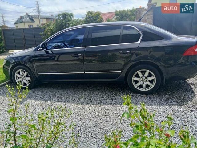Черный Шкода Суперб, объемом двигателя 1.4 л и пробегом 298 тыс. км за 7800 $, фото 5 на Automoto.ua