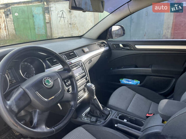 Чорний Шкода Суперб, об'ємом двигуна 1.8 л та пробігом 215 тис. км за 6900 $, фото 35 на Automoto.ua