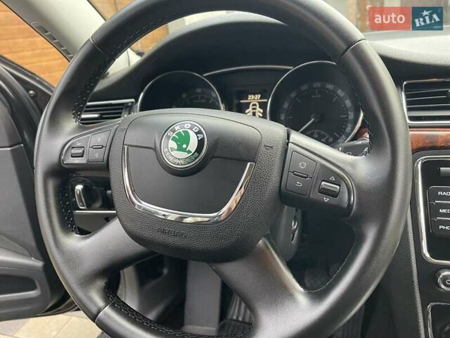 Черный Шкода Суперб, объемом двигателя 1.8 л и пробегом 245 тыс. км за 7999 $, фото 22 на Automoto.ua