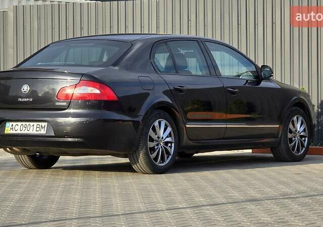 Черный Шкода Суперб, объемом двигателя 1.6 л и пробегом 234 тыс. км за 9500 $, фото 12 на Automoto.ua
