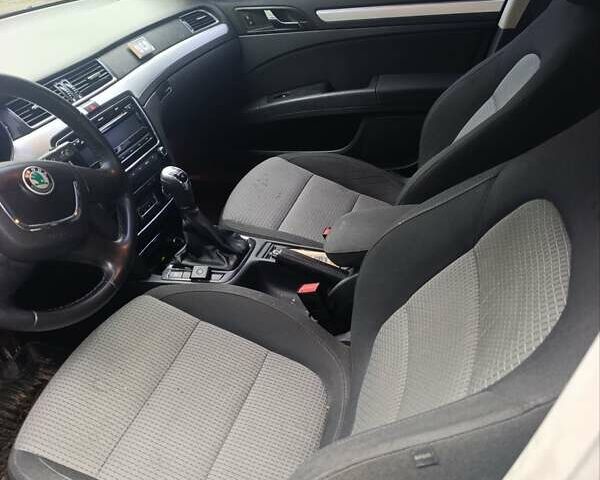 Черный Шкода Суперб, объемом двигателя 1.8 л и пробегом 216 тыс. км за 6999 $, фото 6 на Automoto.ua