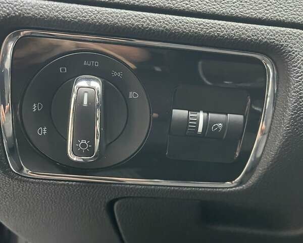 Черный Шкода Суперб, объемом двигателя 1.8 л и пробегом 245 тыс. км за 7999 $, фото 26 на Automoto.ua