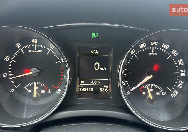 Черный Шкода Суперб, объемом двигателя 1.8 л и пробегом 245 тыс. км за 7750 $, фото 11 на Automoto.ua