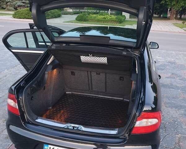 Черный Шкода Суперб, объемом двигателя 1.6 л и пробегом 270 тыс. км за 9200 $, фото 13 на Automoto.ua