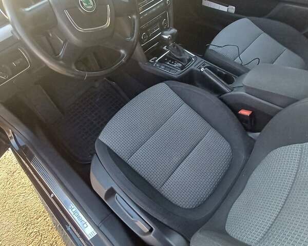 Черный Шкода Суперб, объемом двигателя 1.8 л и пробегом 270 тыс. км за 7500 $, фото 16 на Automoto.ua