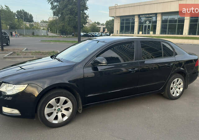 Чорний Шкода Суперб, об'ємом двигуна 1.78 л та пробігом 208 тис. км за 8000 $, фото 3 на Automoto.ua