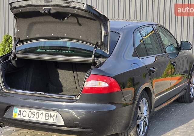 Черный Шкода Суперб, объемом двигателя 1.6 л и пробегом 234 тыс. км за 9500 $, фото 9 на Automoto.ua