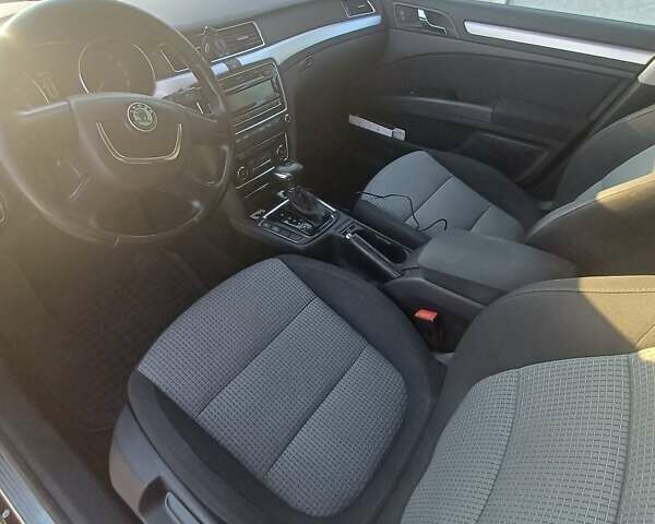 Черный Шкода Суперб, объемом двигателя 1.8 л и пробегом 270 тыс. км за 7500 $, фото 7 на Automoto.ua