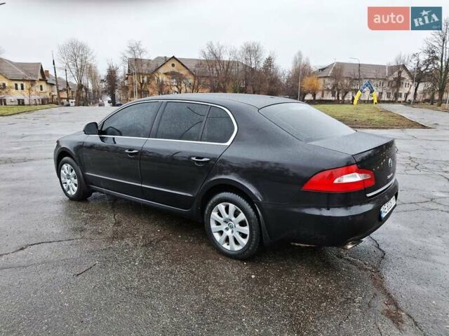 Черный Шкода Суперб, объемом двигателя 1.8 л и пробегом 218 тыс. км за 9500 $, фото 3 на Automoto.ua