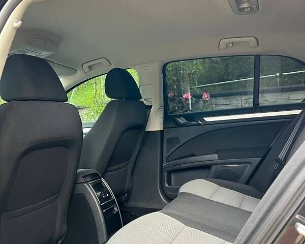Черный Шкода Суперб, объемом двигателя 1.6 л и пробегом 360 тыс. км за 8900 $, фото 34 на Automoto.ua