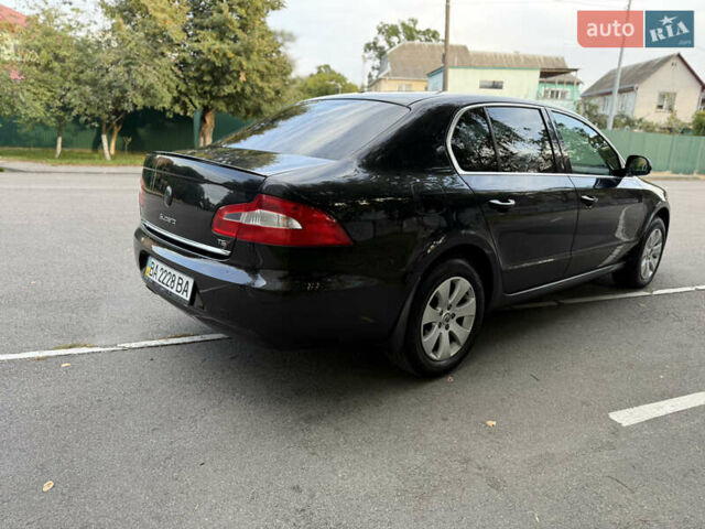 Черный Шкода Суперб, объемом двигателя 1.8 л и пробегом 276 тыс. км за 8500 $, фото 5 на Automoto.ua