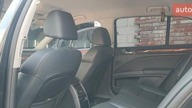 Черный Шкода Суперб, объемом двигателя 1.8 л и пробегом 189 тыс. км за 10200 $, фото 13 на Automoto.ua