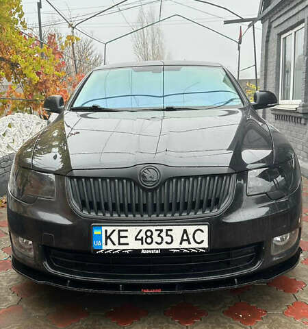 Черный Шкода Суперб, объемом двигателя 2 л и пробегом 280 тыс. км за 10700 $, фото 1 на Automoto.ua