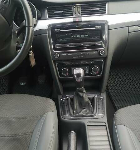 Чорний Шкода Суперб, об'ємом двигуна 1.6 л та пробігом 267 тис. км за 12320 $, фото 16 на Automoto.ua