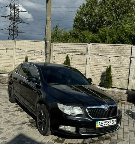 Черный Шкода Суперб, объемом двигателя 1.8 л и пробегом 147 тыс. км за 11300 $, фото 1 на Automoto.ua