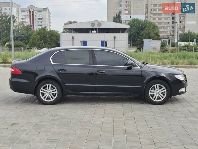 Черный Шкода Суперб, объемом двигателя 1.8 л и пробегом 167 тыс. км за 8500 $, фото 5 на Automoto.ua