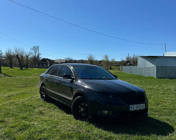 Черный Шкода Суперб, объемом двигателя 2 л и пробегом 280 тыс. км за 10700 $, фото 5 на Automoto.ua