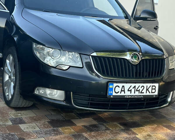 Черный Шкода Суперб, объемом двигателя 1.97 л и пробегом 201 тыс. км за 10800 $, фото 1 на Automoto.ua