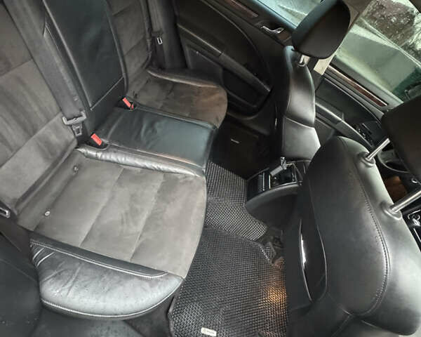 Черный Шкода Суперб, объемом двигателя 1.97 л и пробегом 313 тыс. км за 11800 $, фото 19 на Automoto.ua