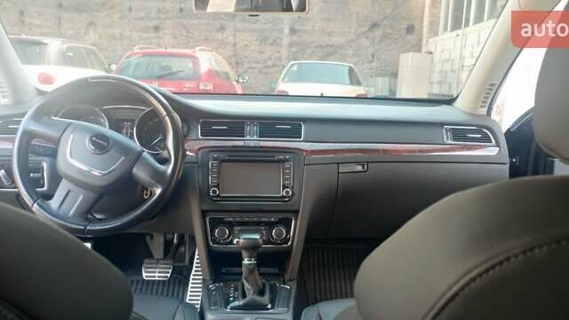 Черный Шкода Суперб, объемом двигателя 1.8 л и пробегом 189 тыс. км за 10200 $, фото 8 на Automoto.ua