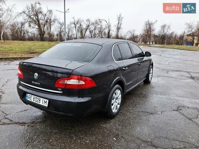 Черный Шкода Суперб, объемом двигателя 1.8 л и пробегом 218 тыс. км за 9500 $, фото 5 на Automoto.ua