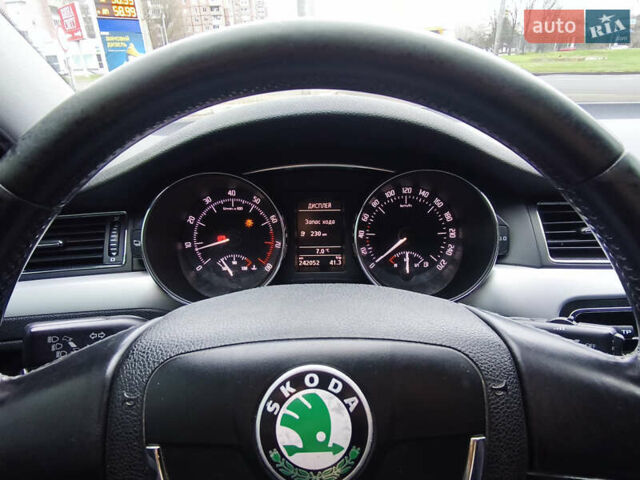 Черный Шкода Суперб, объемом двигателя 1.8 л и пробегом 242 тыс. км за 8600 $, фото 5 на Automoto.ua