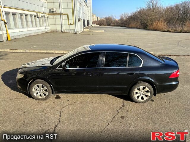 Черный Шкода Суперб, объемом двигателя 1.8 л и пробегом 180 тыс. км за 11000 $, фото 2 на Automoto.ua