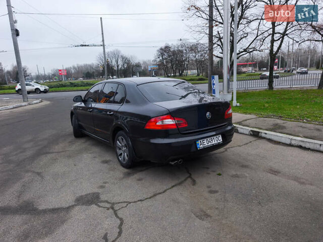Черный Шкода Суперб, объемом двигателя 1.8 л и пробегом 242 тыс. км за 8600 $, фото 2 на Automoto.ua
