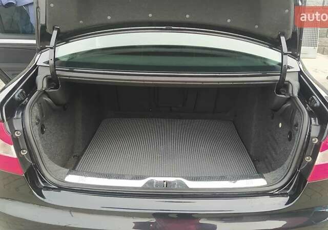 Чорний Шкода Суперб, об'ємом двигуна 1.6 л та пробігом 267 тис. км за 12320 $, фото 2 на Automoto.ua