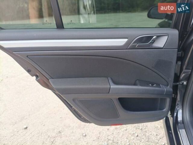 Черный Шкода Суперб, объемом двигателя 1.8 л и пробегом 227 тыс. км за 9999 $, фото 12 на Automoto.ua