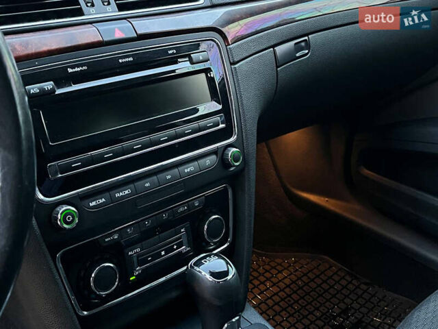 Черный Шкода Суперб, объемом двигателя 1.8 л и пробегом 223 тыс. км за 9250 $, фото 18 на Automoto.ua