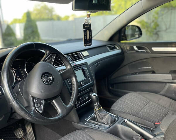 Чорний Шкода Суперб, об'ємом двигуна 1.97 л та пробігом 250 тис. км за 12200 $, фото 23 на Automoto.ua