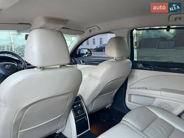 Черный Шкода Суперб, объемом двигателя 2 л и пробегом 290 тыс. км за 13000 $, фото 18 на Automoto.ua