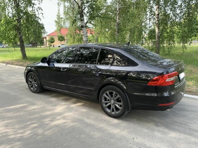 Черный Шкода Суперб, объемом двигателя 1.8 л и пробегом 240 тыс. км за 11000 $, фото 5 на Automoto.ua
