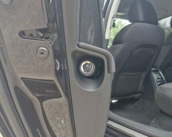 Чорний Шкода Суперб, об'ємом двигуна 1.97 л та пробігом 259 тис. км за 12700 $, фото 15 на Automoto.ua