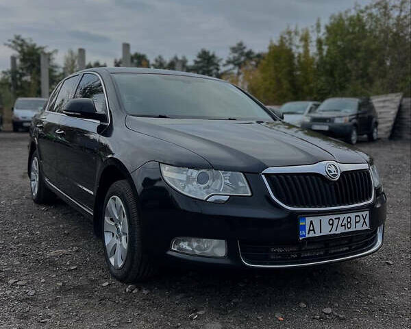 Черный Шкода Суперб, объемом двигателя 1.8 л и пробегом 244 тыс. км за 8500 $, фото 2 на Automoto.ua