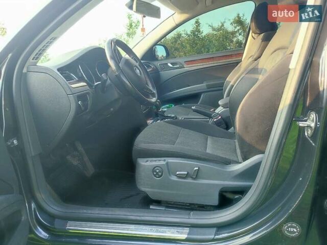 Черный Шкода Суперб, объемом двигателя 1.8 л и пробегом 212 тыс. км за 9800 $, фото 11 на Automoto.ua