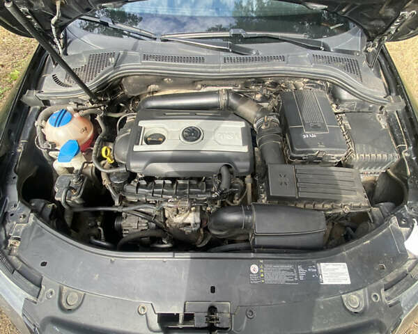 Черный Шкода Суперб, объемом двигателя 1.8 л и пробегом 165 тыс. км за 12000 $, фото 13 на Automoto.ua